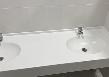 Раковина для санузла из акрилового камня Grandex Pure White P-104