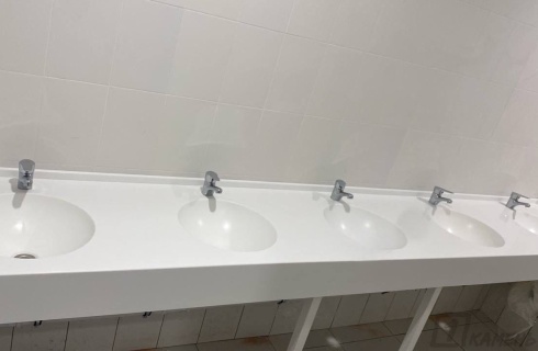 Коллективная раковина из акрилового камня Grandex Pure White P-104