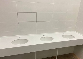 Коллективная раковина для АЗС из акрилового камня Grandex Pure White P-104