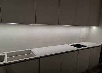 Столешница из кварцевого агломерата Caesarstone 4023